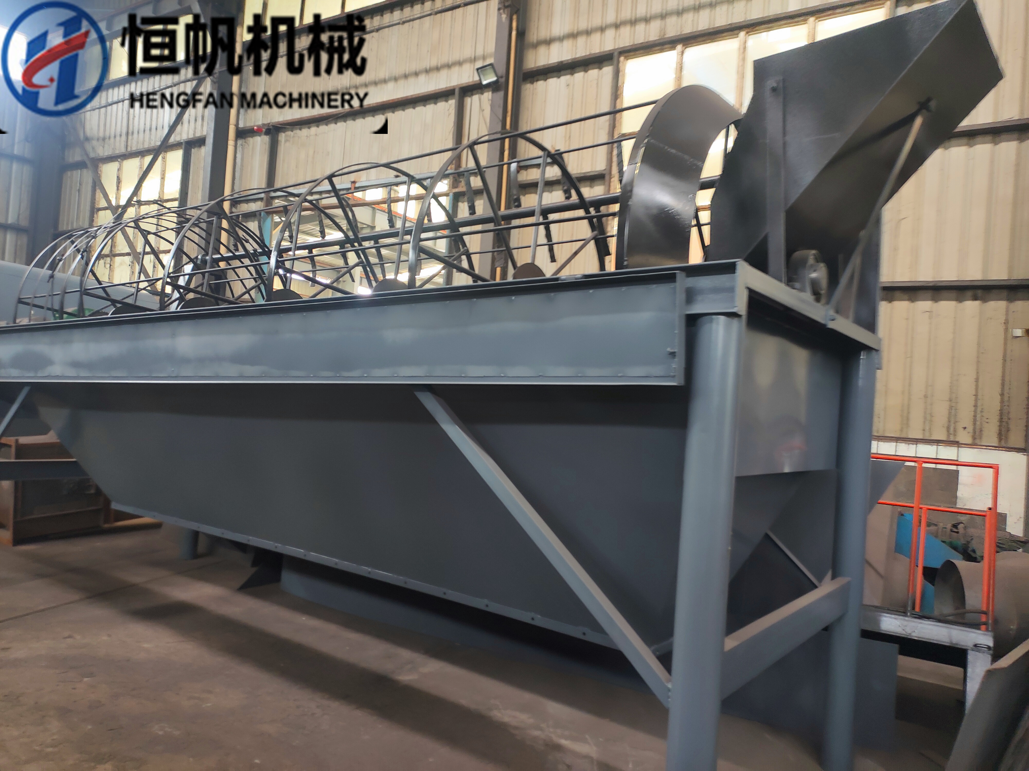 有機(jī)肥生產(chǎn)線?到底需要哪些設(shè)備?(圖1) 有機(jī)肥生產(chǎn)線?到底需要哪些設(shè)備?(圖1)